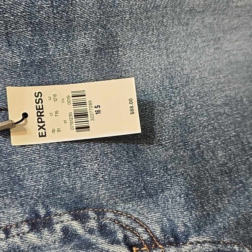 Express Skyscraper Mid Rise Jeans - Picture 4 of 6